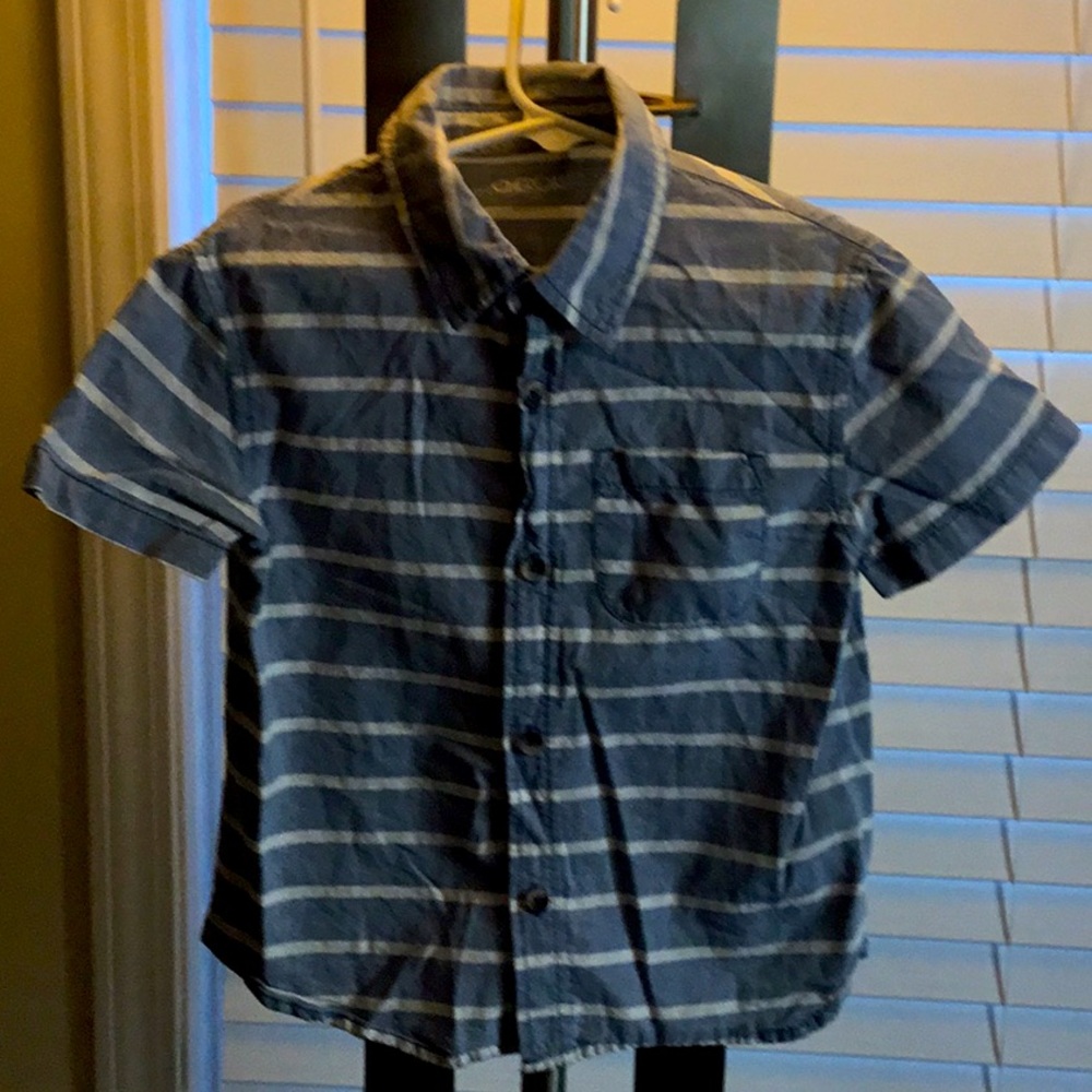 Boys shirt 4t